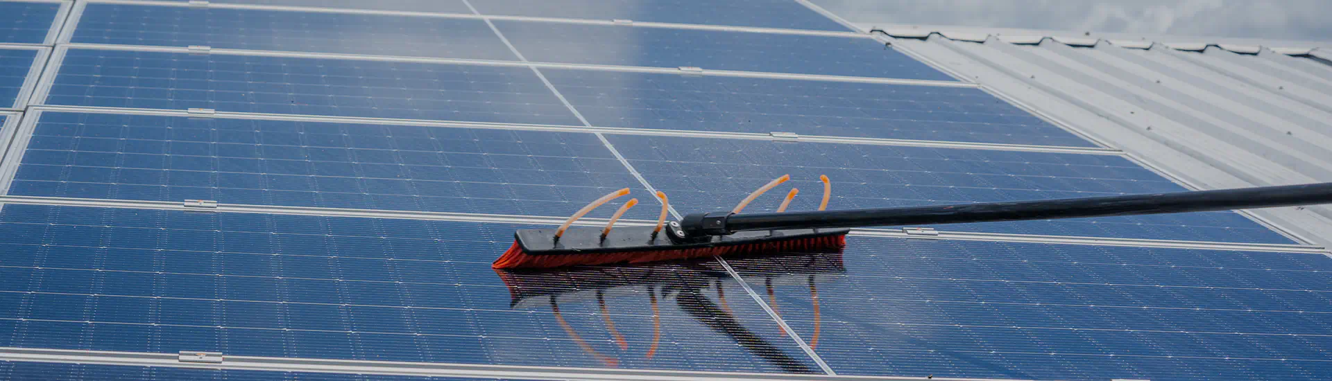 Pannelli solari fotovoltaici pulizie